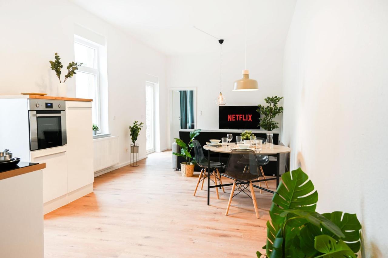 50Qm Apartment In Krefeld Zentral Gelegen Mit Hohen Decken - Beuys Apartments - Κρέφελντ Εξωτερικό φωτογραφία